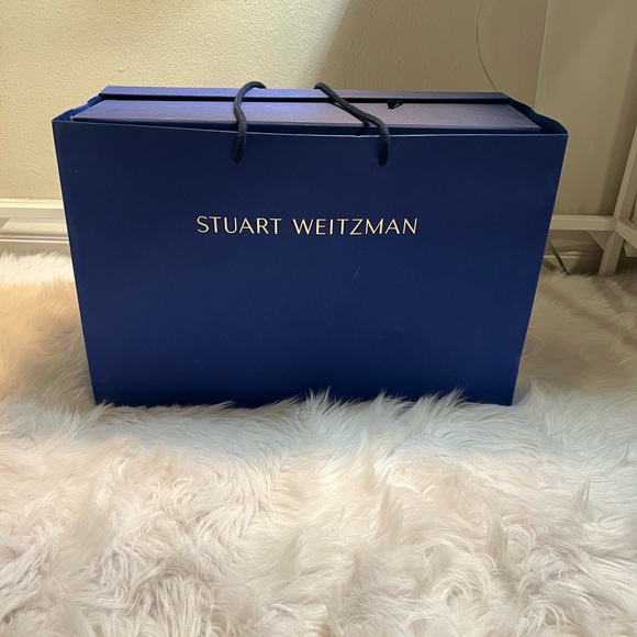 Stuart Weitzman lowland boots. - Picture 2 of 4